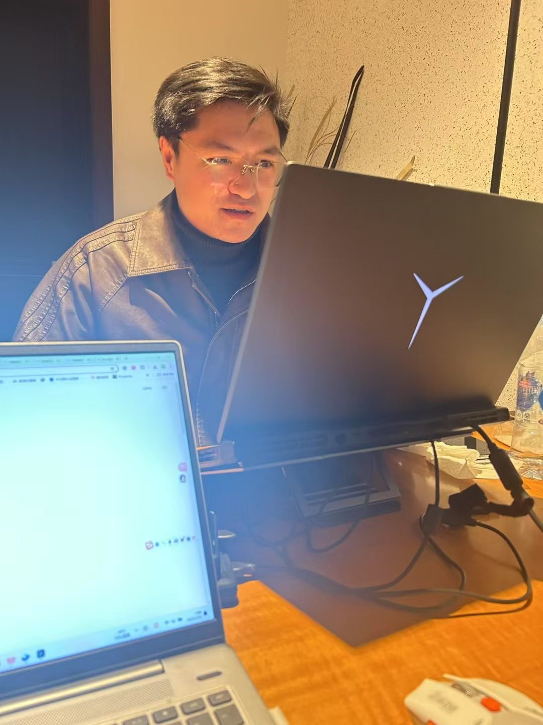 和比赛获得 100 万投资的王总正在准备下一…